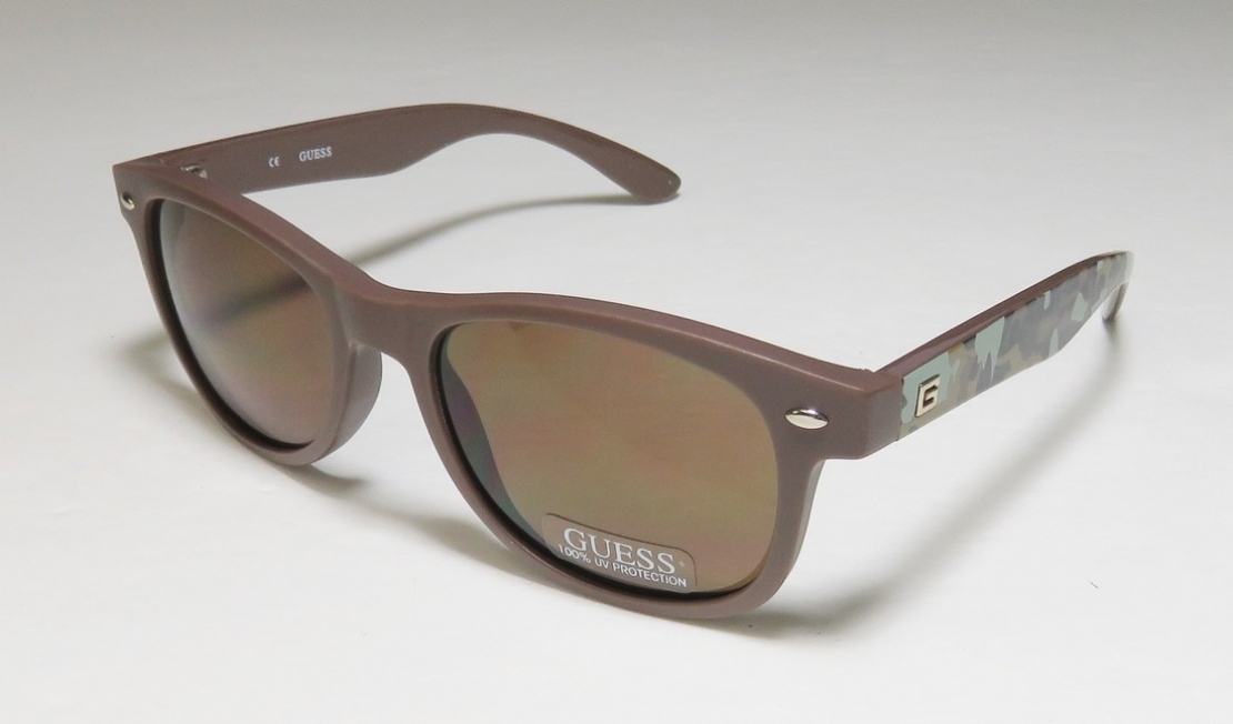 GUESS T208 MBRN-1
